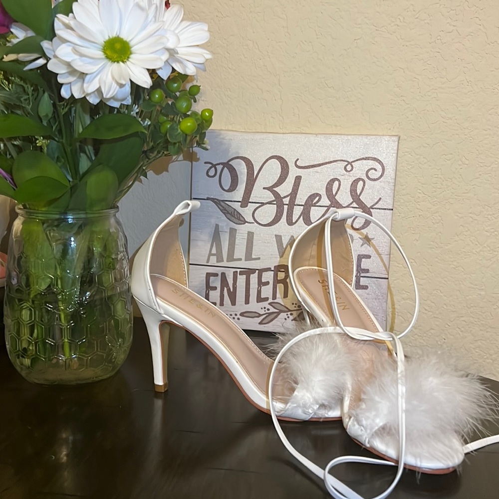 SHEIN Size 35 White Fluffy Heels